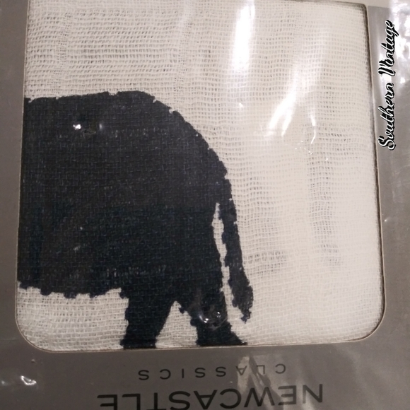 Newcastle Swaddle Cotton Muslin Elephant - Picture 2 of 4